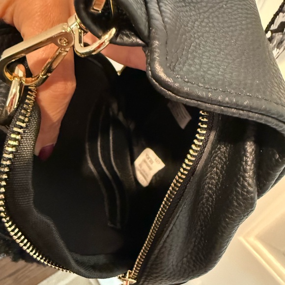 Simply Southern Crossbody bag - Picture 4 of 11